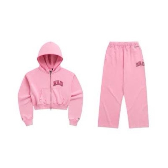 GAPx Madhappy Collab - Limited Collection NWT-  Pink Straight Leg Sweatpants - Picture 2 of 3